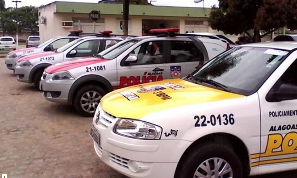 Homem tenta matar esposa a facadas no bairro Canafístula, em Arapiraca